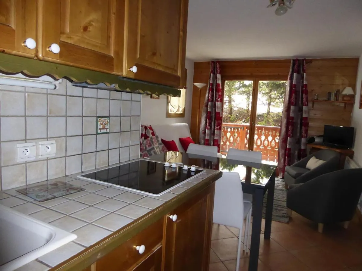 Apartment Rez-De-Jardin Cosy Avec 3 Pieces, Proche Pistes Et Centre De Pralognan-La-Vanoise - Fr-1-464-55